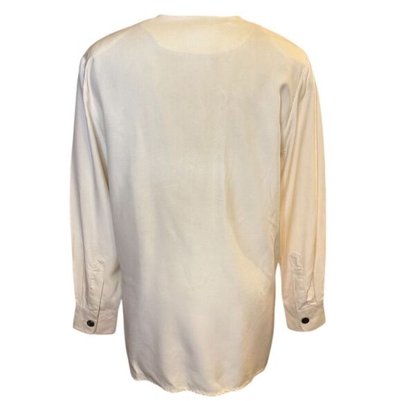 Real Clothes by Saks Fifth Avenue 100% Silk Tunic Sz. M Cream w/Black Buttons - Picture 7 of 10